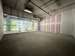 Midland House (D7), Retail #456676371